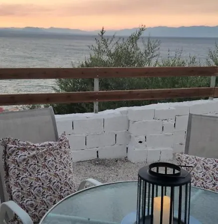 Apartmán Lina's House *